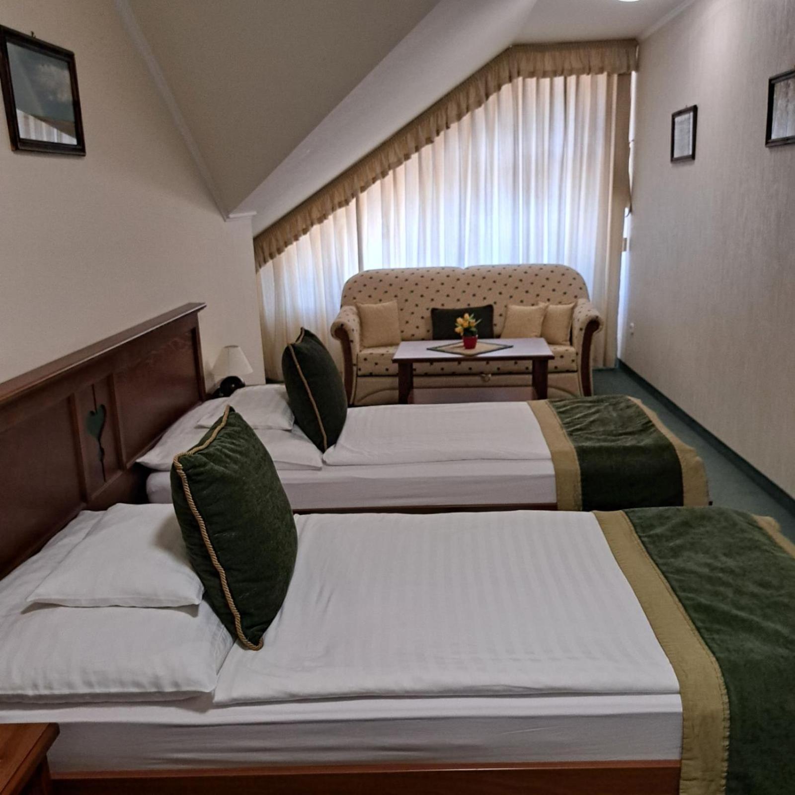 Kigyosi Csarda & Panzio Bed & Breakfast Fulopszallas Ngoại thất bức ảnh